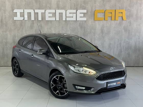 FORD FOCUS 2.0 SE PLUS 16V FLEX 4P POWERSHIFT FORD FOCUS 2.0 SE PLUS 16V FLEX 4P POWERSHIFT